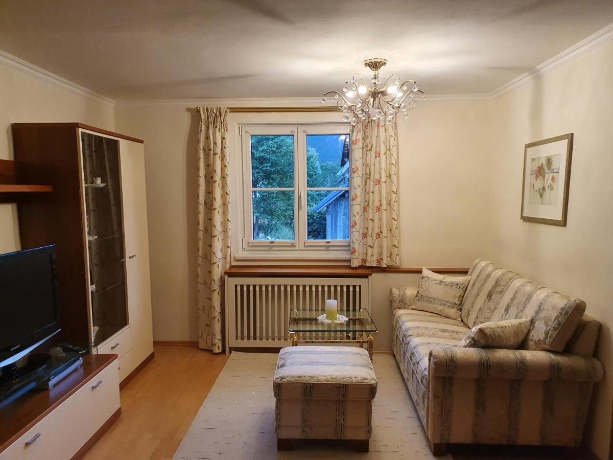 גוסאו Ferienhaus Waldglueck מראה חיצוני תמונה