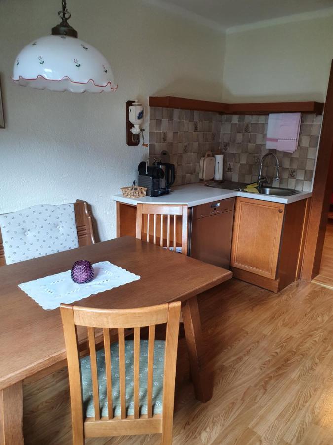 גוסאו Ferienhaus Waldglueck מראה חיצוני תמונה